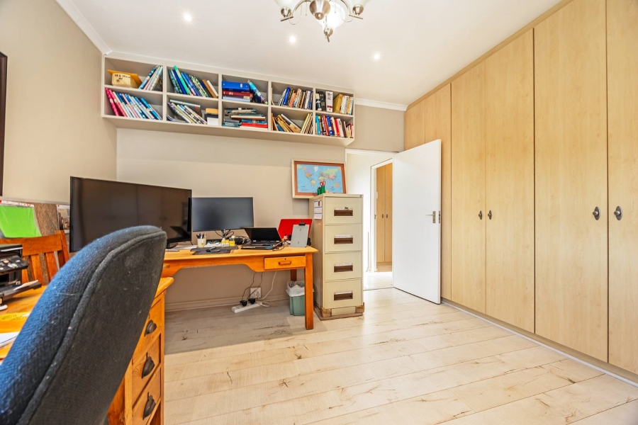 3 Bedroom Property for Sale in Baronetcy Western Cape